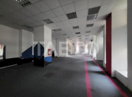 Spatiu comercial 354 mpu utilitati vad pietonal zona Cetate Alba Iulia