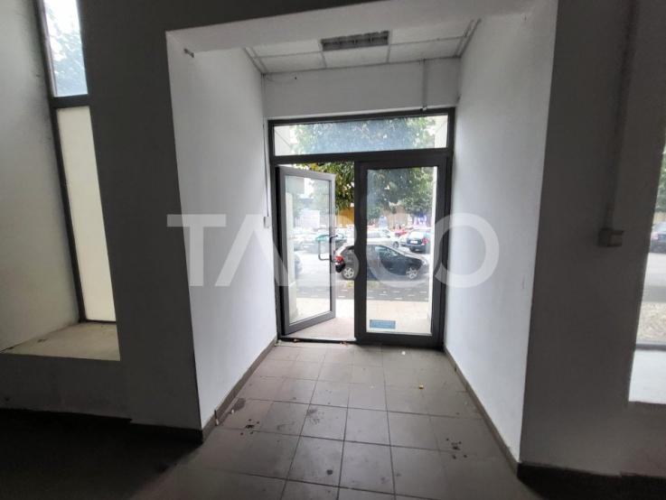 Spatiu comercial 354 mpu utilitati vad pietonal zona Cetate Alba Iulia