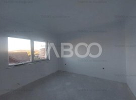 Apartament 50 mpu, 2 camere decomandate la parter, cu parcare privata