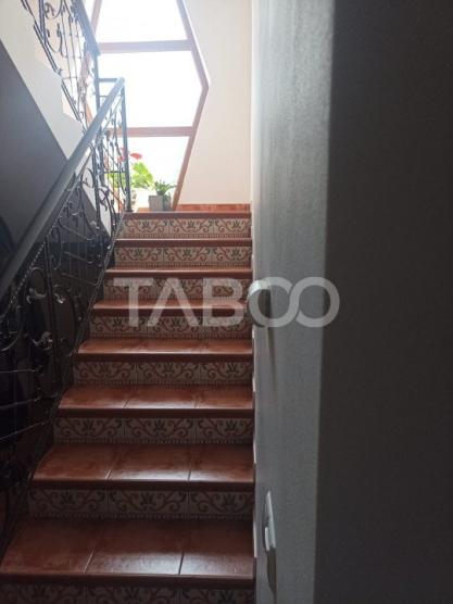 Casa 5 camere 3 bai 123 mpu 2 terase balcon curte Cetate Alba Iulia