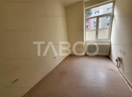 Spatiu comercial sau birouri 600 mp utili utilitati Cetate Alba Iulia