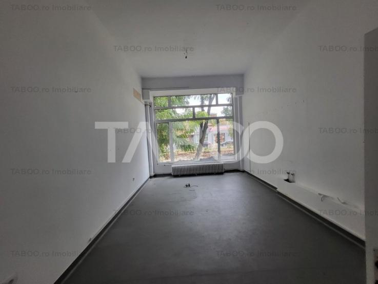 Spatiu comercial sau birouri P+1E 600 mpu utilitati Cetate Alba Iulia