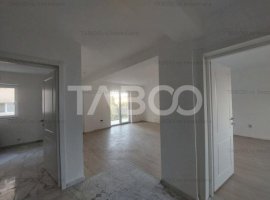 Apartament decomandat 3 camere 67 mpu terasa 6 mp parcare Sebes Alba