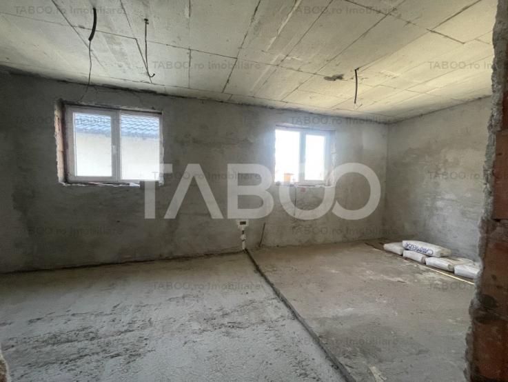 Casa P+1E 4 camere 2 bai 230 mp utili pivnita garaj Partos Alba Iulia 