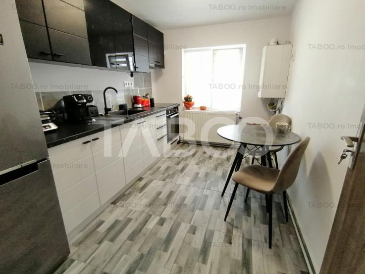 Apartament decomandat 4 camere 2 bai 2 parcari 3 balcoane 132 utili 