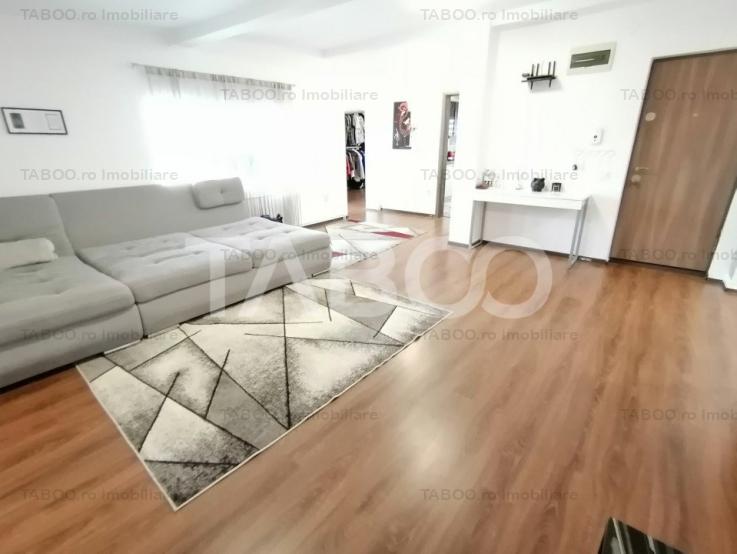 Apartament decomandat 4 camere 2 bai 2 parcari 3 balcoane 132 utili 