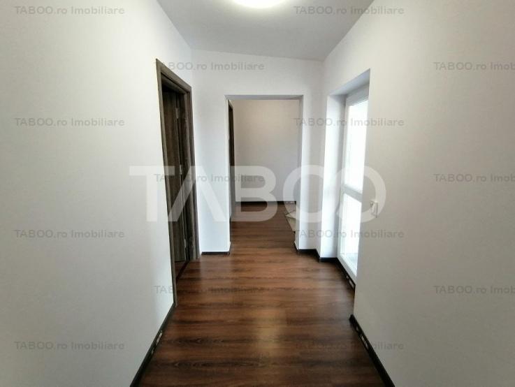 Apartament decomandat 4 camere 2 bai 2 parcari 3 balcoane 132 utili 