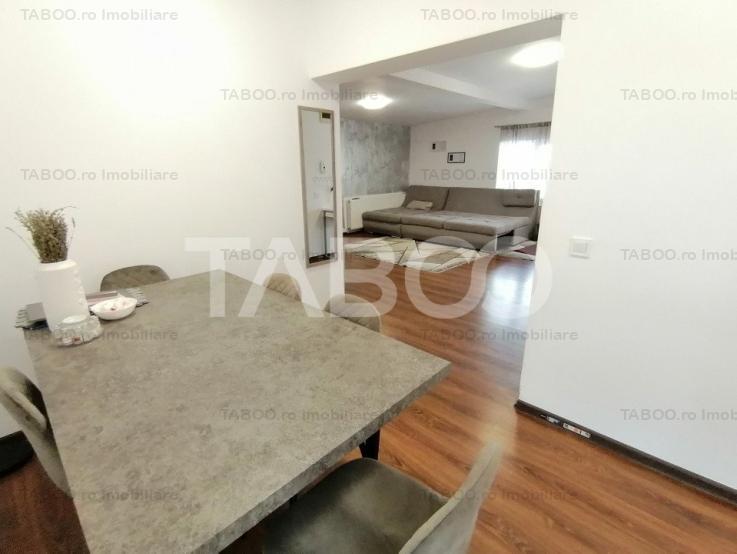 Apartament decomandat 4 camere 2 bai 2 parcari 3 balcoane 132 utili 