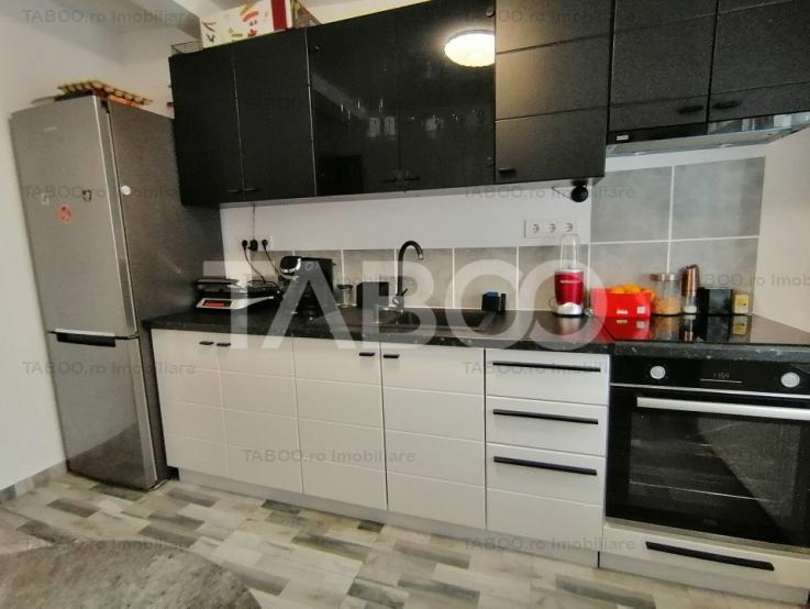 Apartament decomandat 4 camere 2 bai 2 parcari 3 balcoane 132 utili 