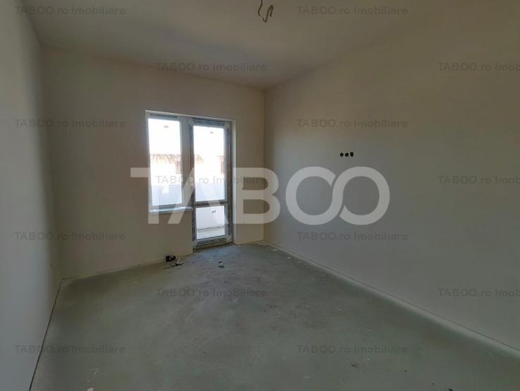 Apartament cu 3 camere ETAJ 2 balcon si loc parcare in SIBIU