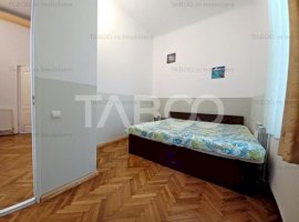 Apartament de inchiriat 3 camere si parcare in Centrul Sibiului