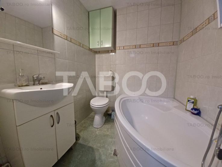 Apartament de inchiriat 3 camere si parcare in Centrul Sibiului