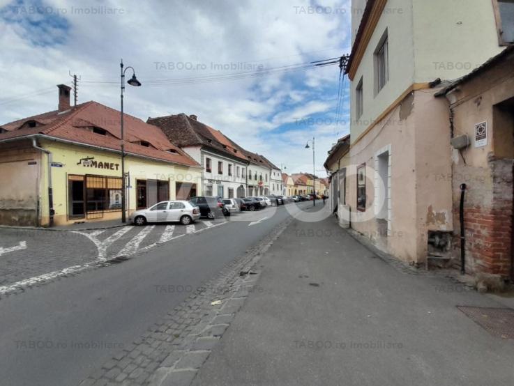 Garsoniera cocheta 30 mp la parter de vanzare Ultracentral Sibiu