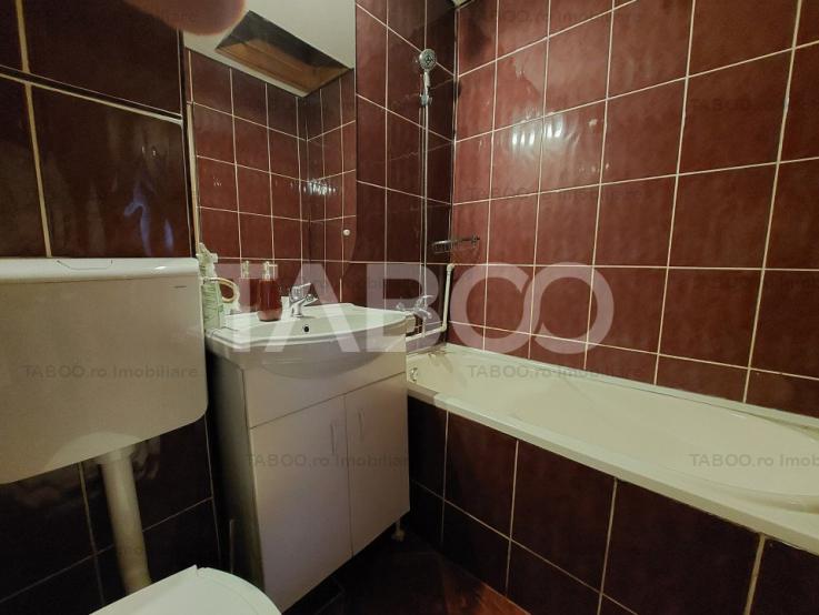 Apartament 2 camere 40 mp utili mobilat utilat zona Cetate Alba Iulia