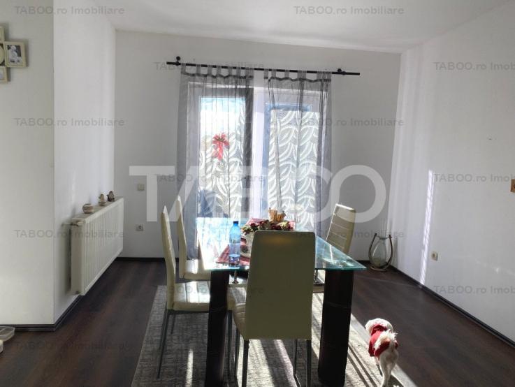 Apartament cu 4 camere 123 mpu 3 bai balcon terasa si parcare privata