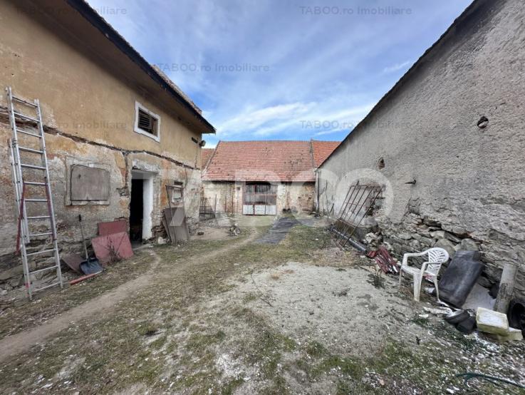 Casa de vanzare cu 5 camere în Sercaia Judetul Brasov