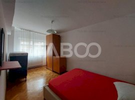 Apartament de inchiriat 60 mpu 3 camere pivnita zona Cetate Alba Iulia