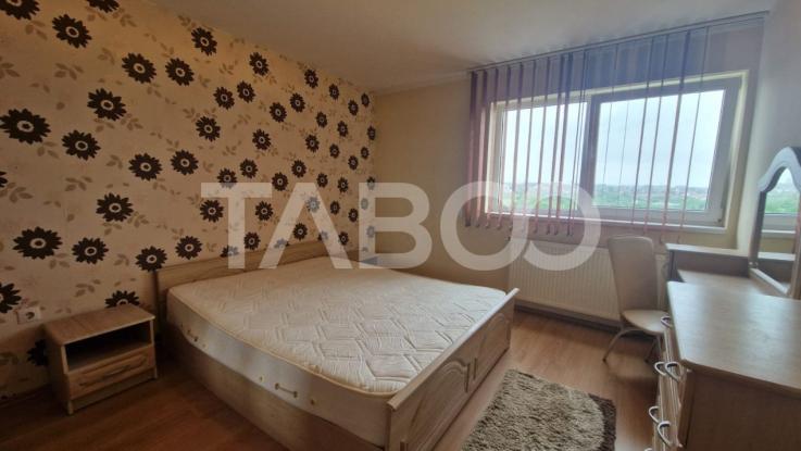 Apartament 4 camere 100 mp utili de vanzare in Sibiu zona Strand