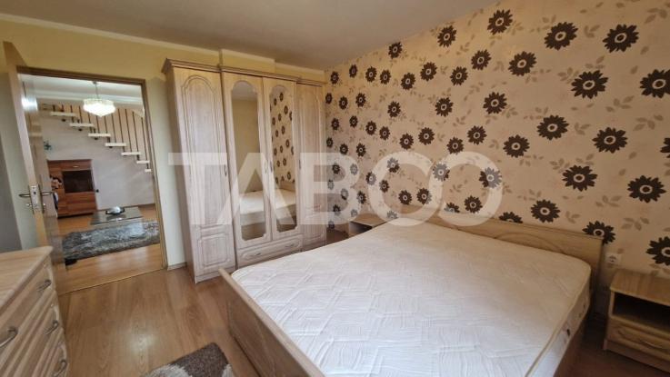 Apartament 4 camere 100 mp utili de vanzare in Sibiu zona Strand