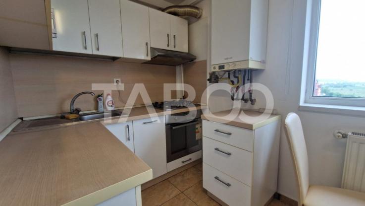 Apartament 4 camere 100 mp utili de vanzare in Sibiu zona Strand