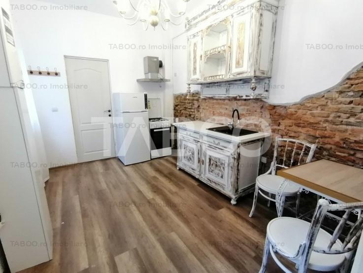 Apartament la casa 2 camere 58 utili renovat in Orasul de Jos Sibiu