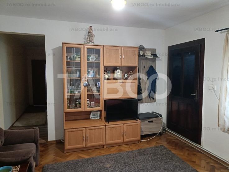 Casa 1 nivel 3 camere 100 mpu mobilata utilata curte Centru Alba Iulia