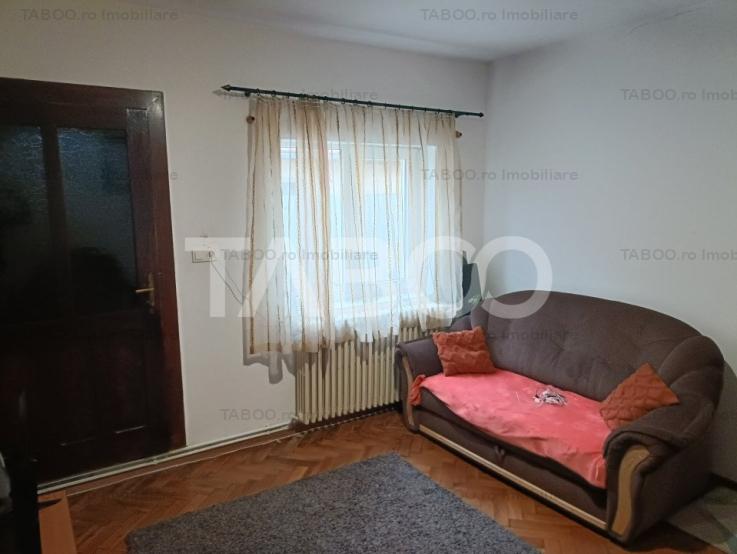 Casa 1 nivel 3 camere 100 mpu mobilata utilata curte Centru Alba Iulia