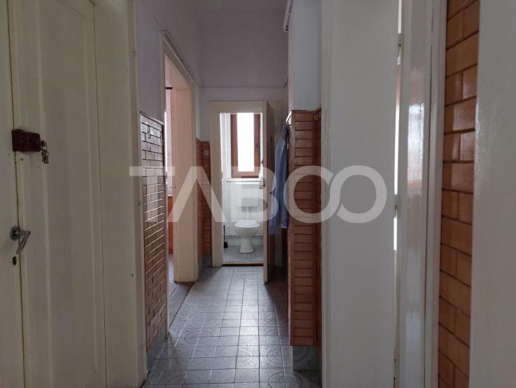 Spatiu de birou 4 camere decomandate 110 mp loc parcare zona centrala 