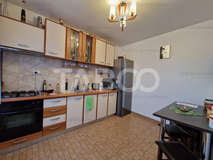 Apartament 2 nivele 66 mp mobilat si utilat zona Mihai Viteazu