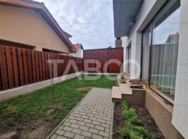 Casa tip duplex cu carport 136 mpu 4 camere Arhitectilor Sibiu