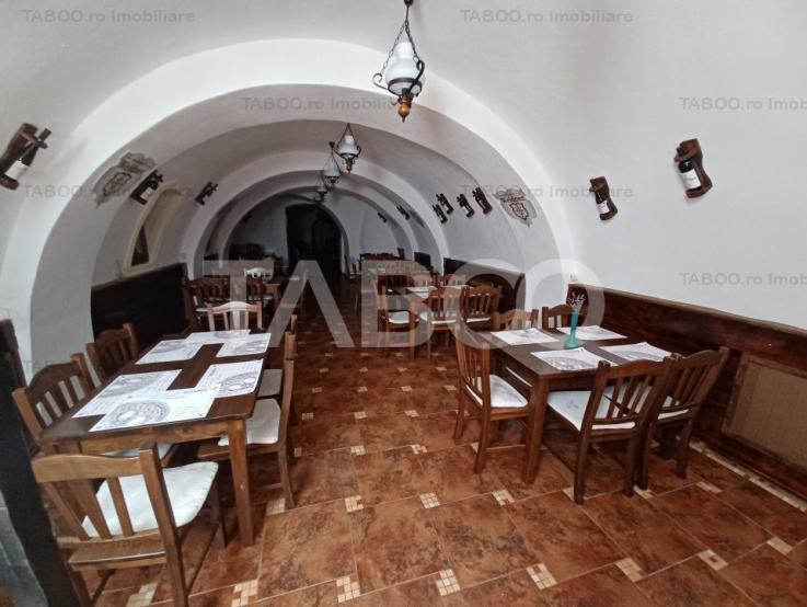 Restaurant de inchiriat cu terasa in Piata Mare din Sibiu