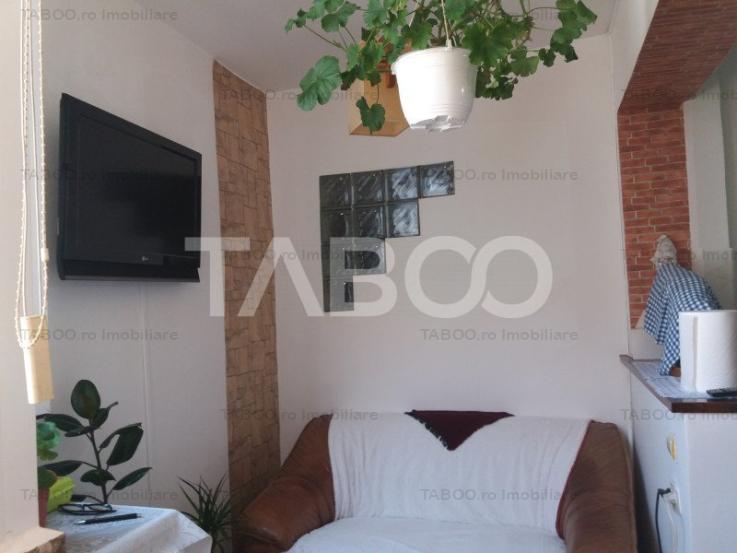 Apartament 72 mp 3 camere 2 bai etaj 3 balcon zona buna Cisnadie