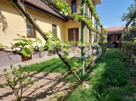 Casa de vanzare pretabila pensiune sedii birouri Calea Poplacii Sibiu