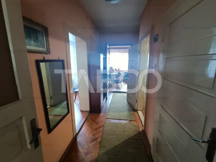 Casa de vanzare 162 mpu 6 camere 2 bai 375 mp teren liber Piata Cluj