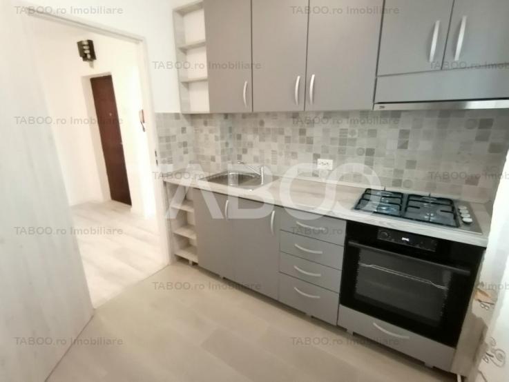 Apartament decomandat 2 camere renovat balcon pivnita Strand Sibiu