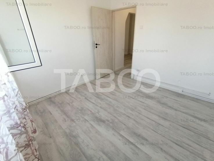 Apartament decomandat 2 camere renovat balcon pivnita Strand Sibiu