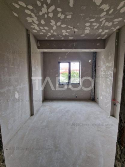 Apartament in SIBIU 85 mpu cu 3 camere 2 balcoane 2 bai etaj 1 cu LIFT