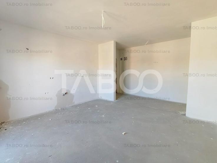 Comision 0%! Apartament cu 3 camere in BLOC NOU balcon si loc parcare