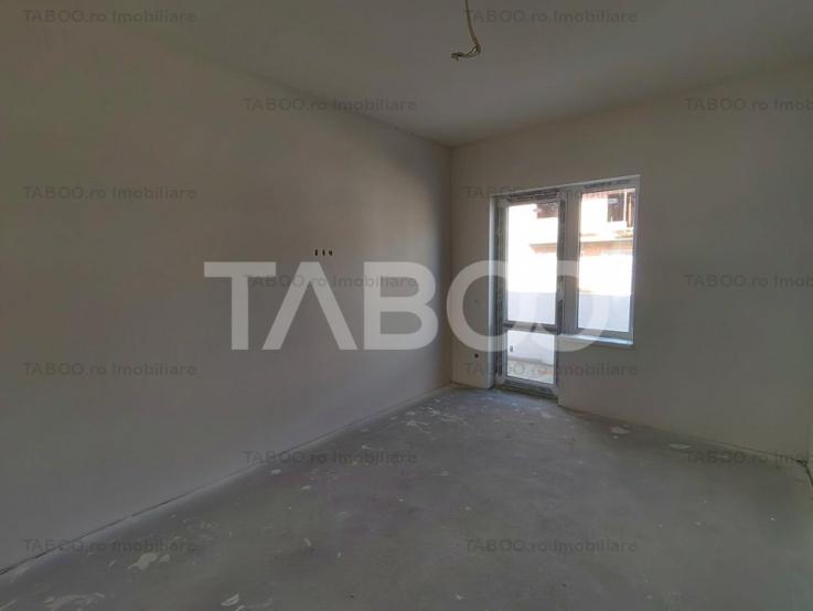 Apartament 3 camere la ETAJUL 2 balcon si loc de parcare COMISION 0%!!