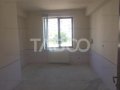 Spatiu comercial de inchiriat 15 camere 16 bai curte Sibiu zona Strand