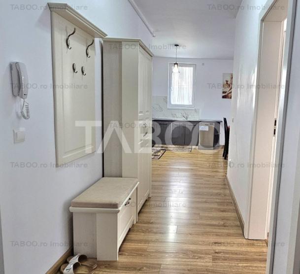 Apartament 3 camere 70mp utili cu balcon de inchiriat zona Lazaret 