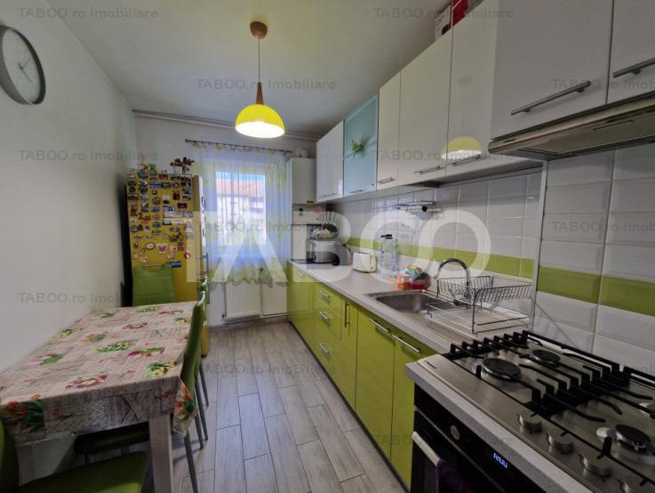 Apartament decomandat 4 camere etaj 2 detine pivnita cartier Terezian