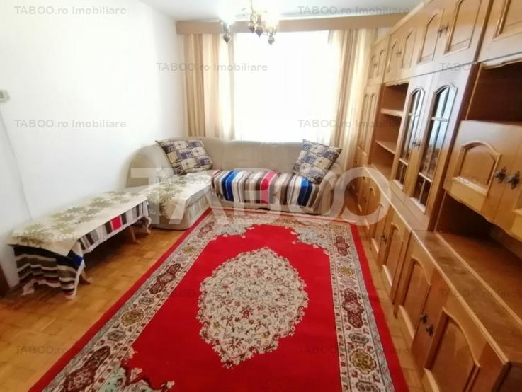 Apartament de vanzare 3 camere balcon etaj intermediar Terezian Sibiu