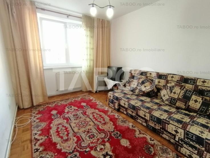 Apartament de vanzare 3 camere balcon etaj intermediar Terezian Sibiu