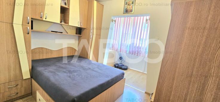 Apartament de vanzare 4 camere  etaj 2 intermediar 2 bai Sibiu 