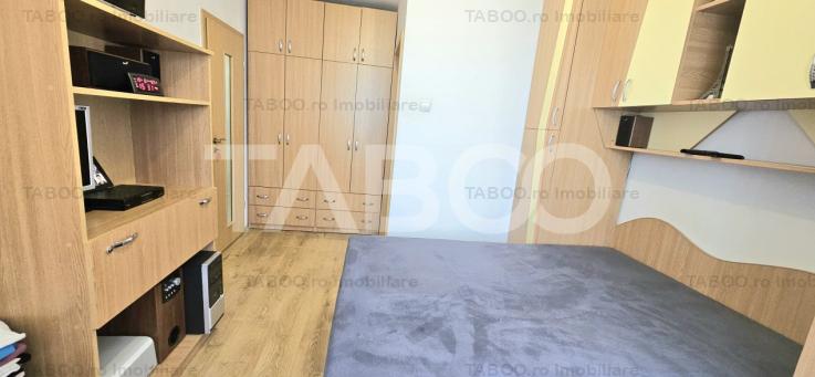 Apartament de vanzare 4 camere  etaj 2 intermediar 2 bai Sibiu 