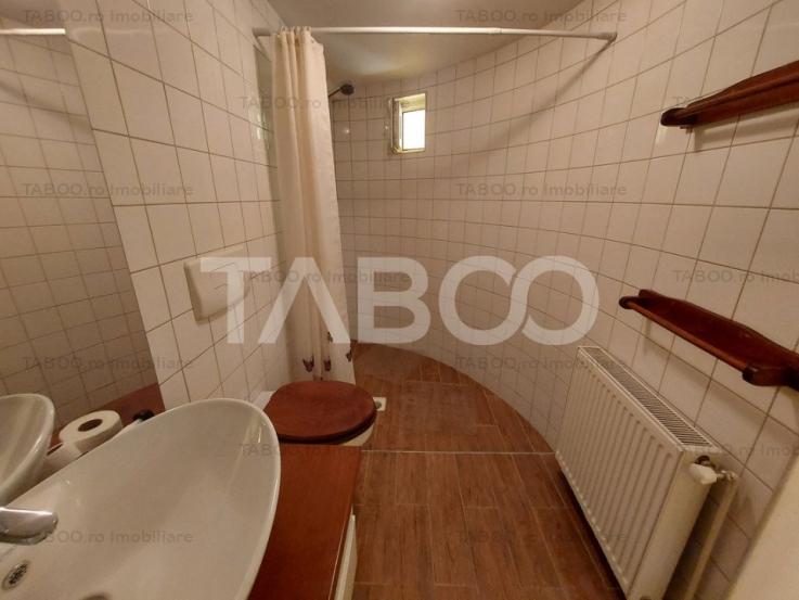 Apartament la casa de vanzare 56 mpu 2 camere parter Centrul Istoric 