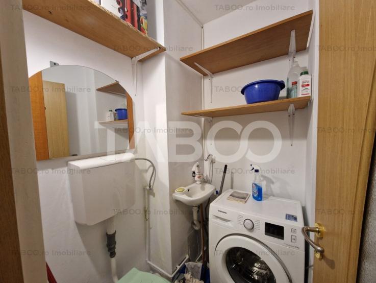 Apartament decomandat 76 mp 3 camere 2 bai utili bloc cu lift Terezian