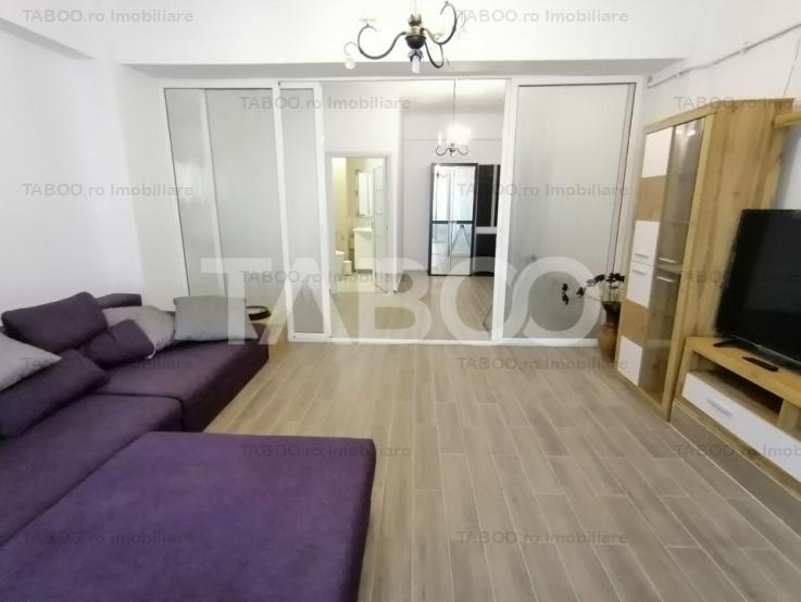 Apartament 3 camere 80 mpu pretabil spatiu comercial zona Strand Sibiu