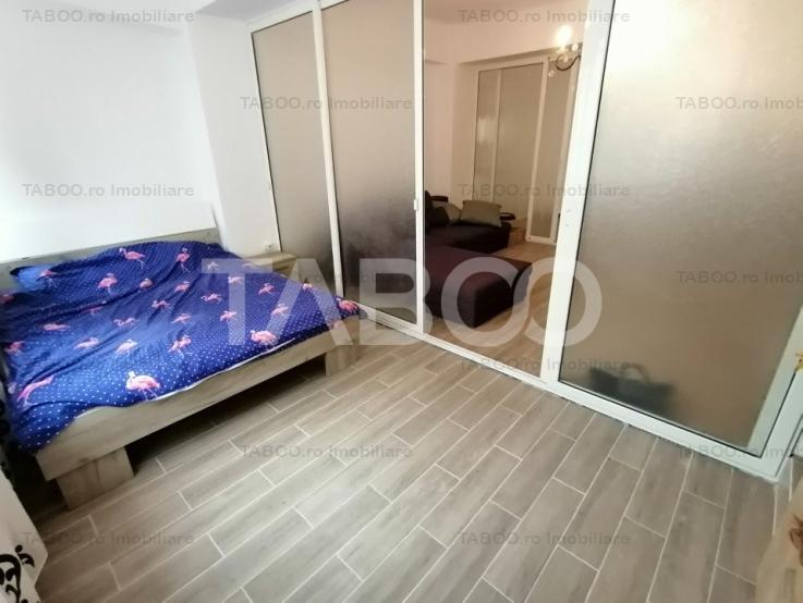 Apartament 3 camere 80 mpu pretabil spatiu comercial zona Strand Sibiu